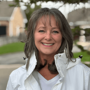 Suzanne Martineau